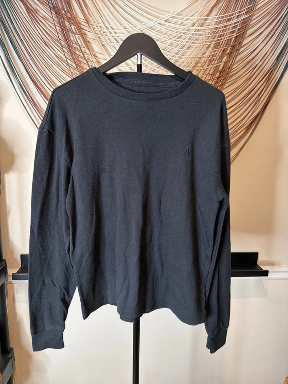Aeropostale men’s black thermal shirt S EUC 3043